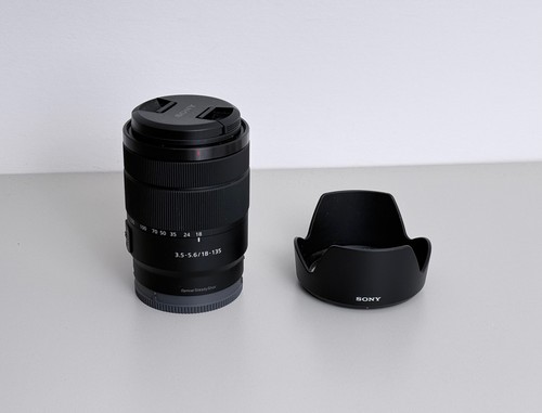 Sony 135 oss - sony, mm